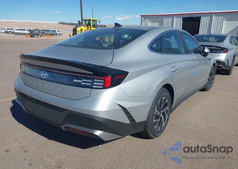 2026 Hyundai Sonata Hybrid Blue from USA, damaged, VIN KMHL24JJXTA138077